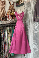 Vintage A Line Pink Satin Long Sleeveless Evening Gowns Formal 19th Birthday Dress Prom Dresses N1743