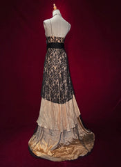 Modest Prom Dresses A line Spaghetti Strap Black Lace With Ruffled Long Evening Outfits N3438