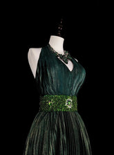Vintage 1760s A Line Halter Dark Green Sleeveless Pleated Long Prom Dresses N1579