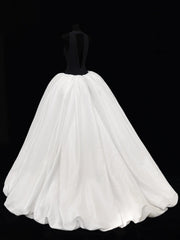 Ball Gowns Prom Dress Aesthetic V Neckline With Pleated Style Impress Black Tops White Long Prom Dresses Party Formal Gowns SA014
