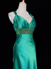 Modest Prom Dresses A line Halter Green Satin Tea Length Evening Outfits N3478