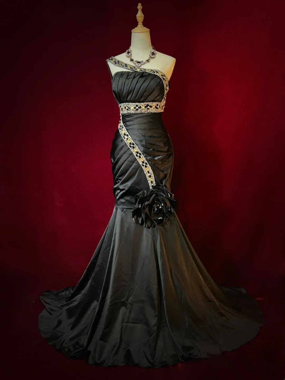 Vintage Prom Dresses Mermaid One Shoulder Black Tie Satin 80s With Beading Long Formal Evening Outfits N3905