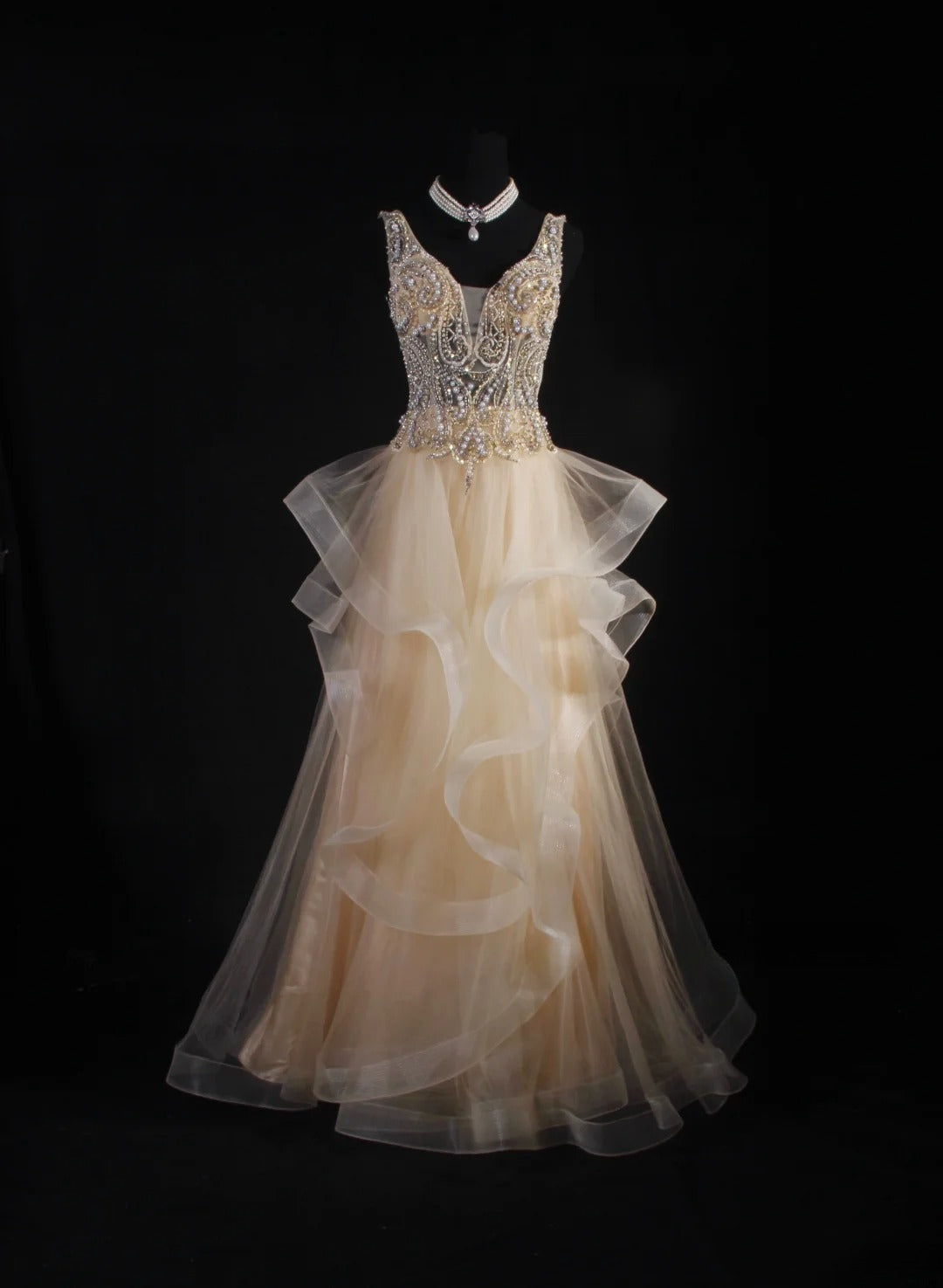 Women's Cocktail Party Gowns A Line V Neck Champagne With Beaded Tops Long Graduation Dinner Outfits Prom Dresses AS098