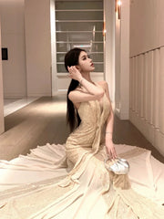 Elegant Prom Dresses Mermaid Halter Gold Sequin With Pleated Formal Evening Dress N3973