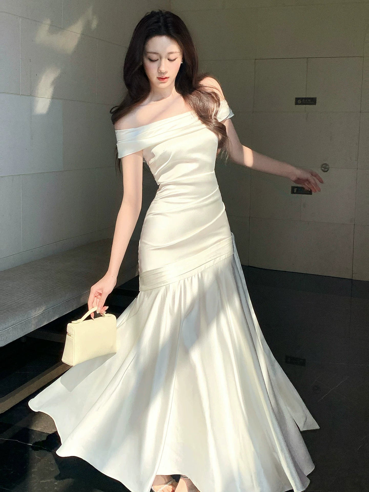 Elegant Mermaid Off The Shoulder White Long Prom Dresses 16th Nigh Party Birthday Outfits AB2452