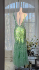 Modest Prom Dresses Mermaid V Neck Green Lace Sleeveless Sequin Tulle Long Evening Outfits N3558